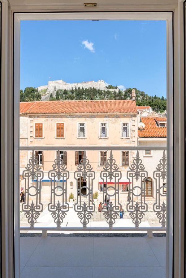 Apartments Villa Tudor 2 Hvar Town Exteriör bild